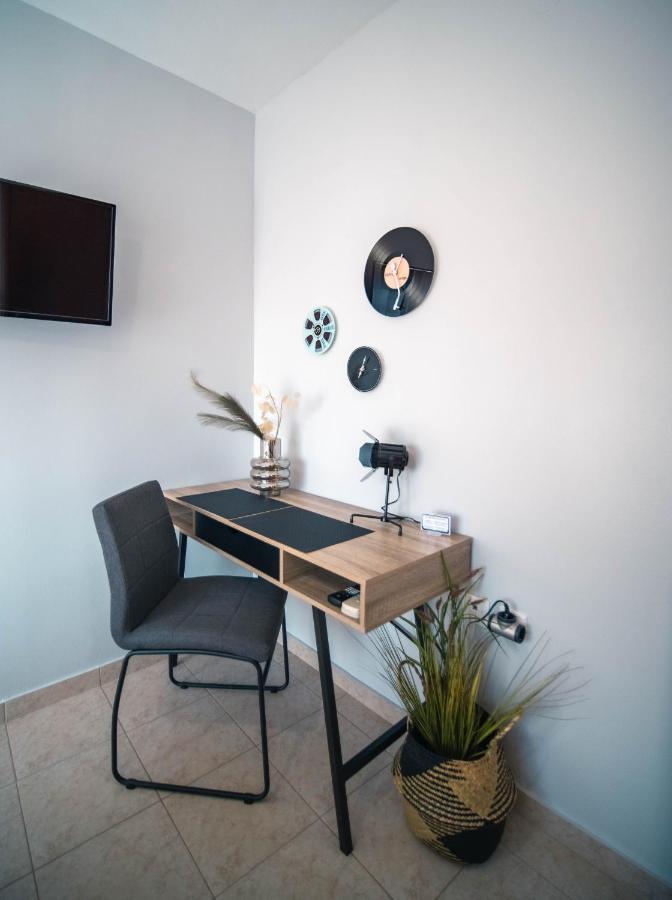 Menta Retro - Central Spot Apartments Волос Екстериор снимка